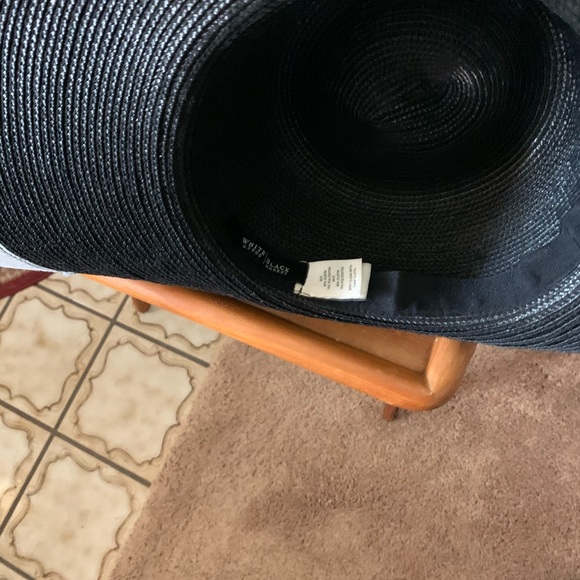 SUN HAT - Picture 4 of 4